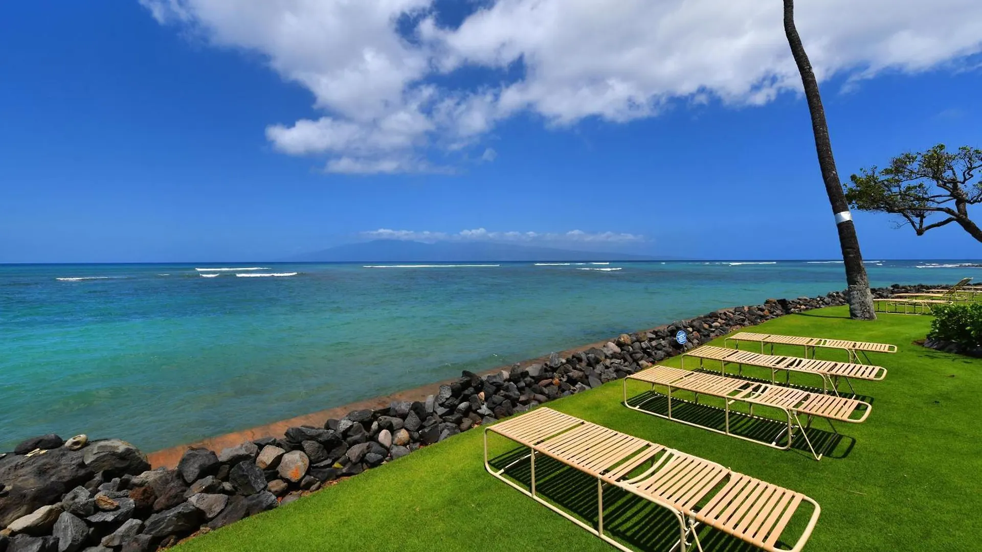 Kahana Reef 111 Holiday home